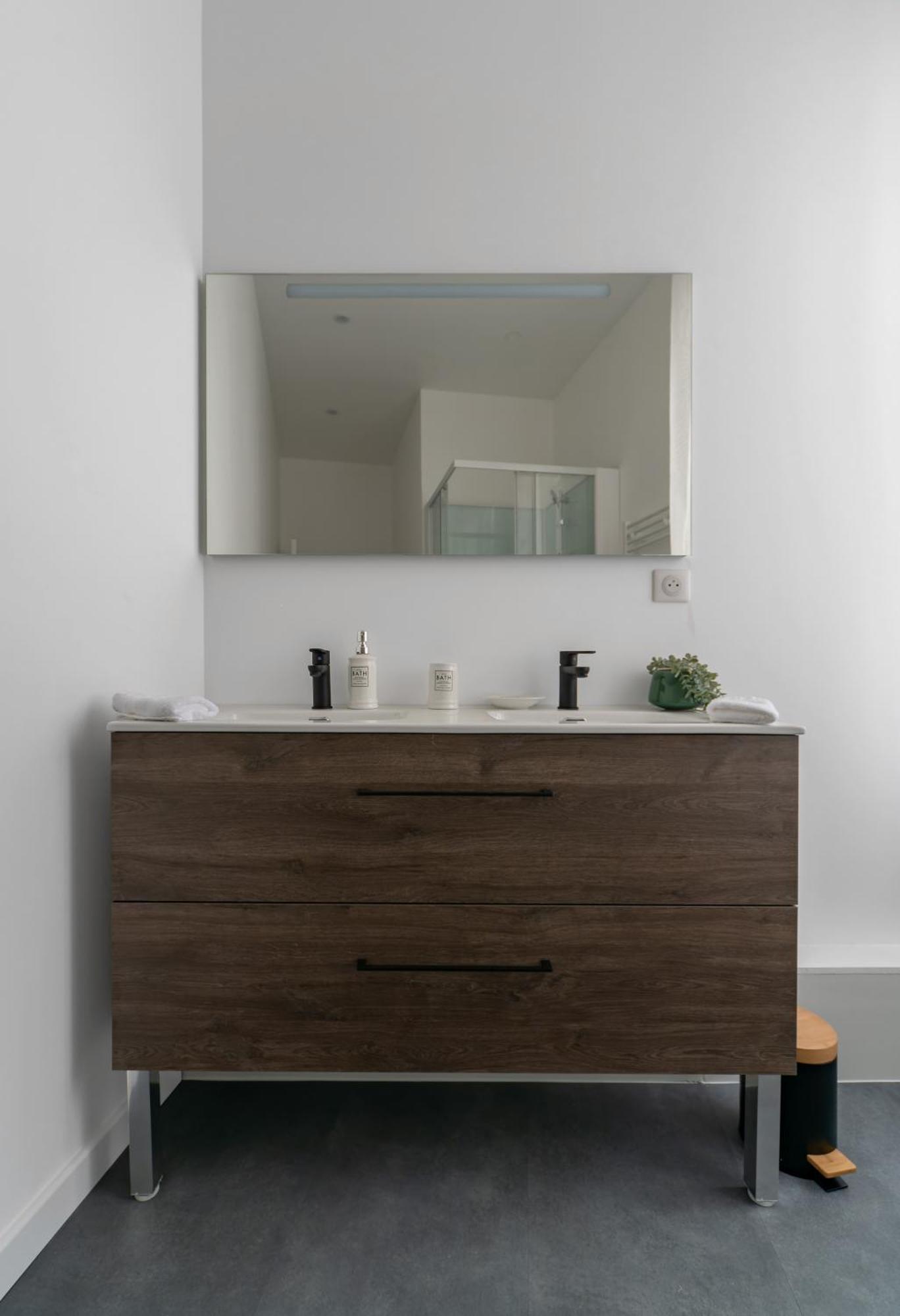 Le Ravy - Design, 2 Chambres, Centre