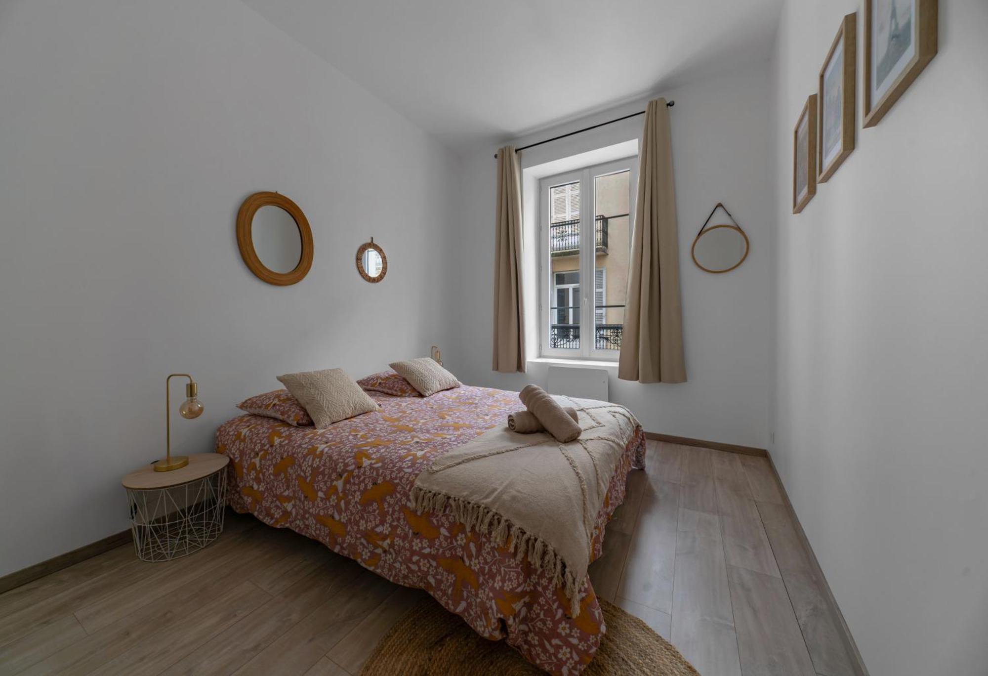 Le Ravy - Design, 2 Chambres, Centre *
