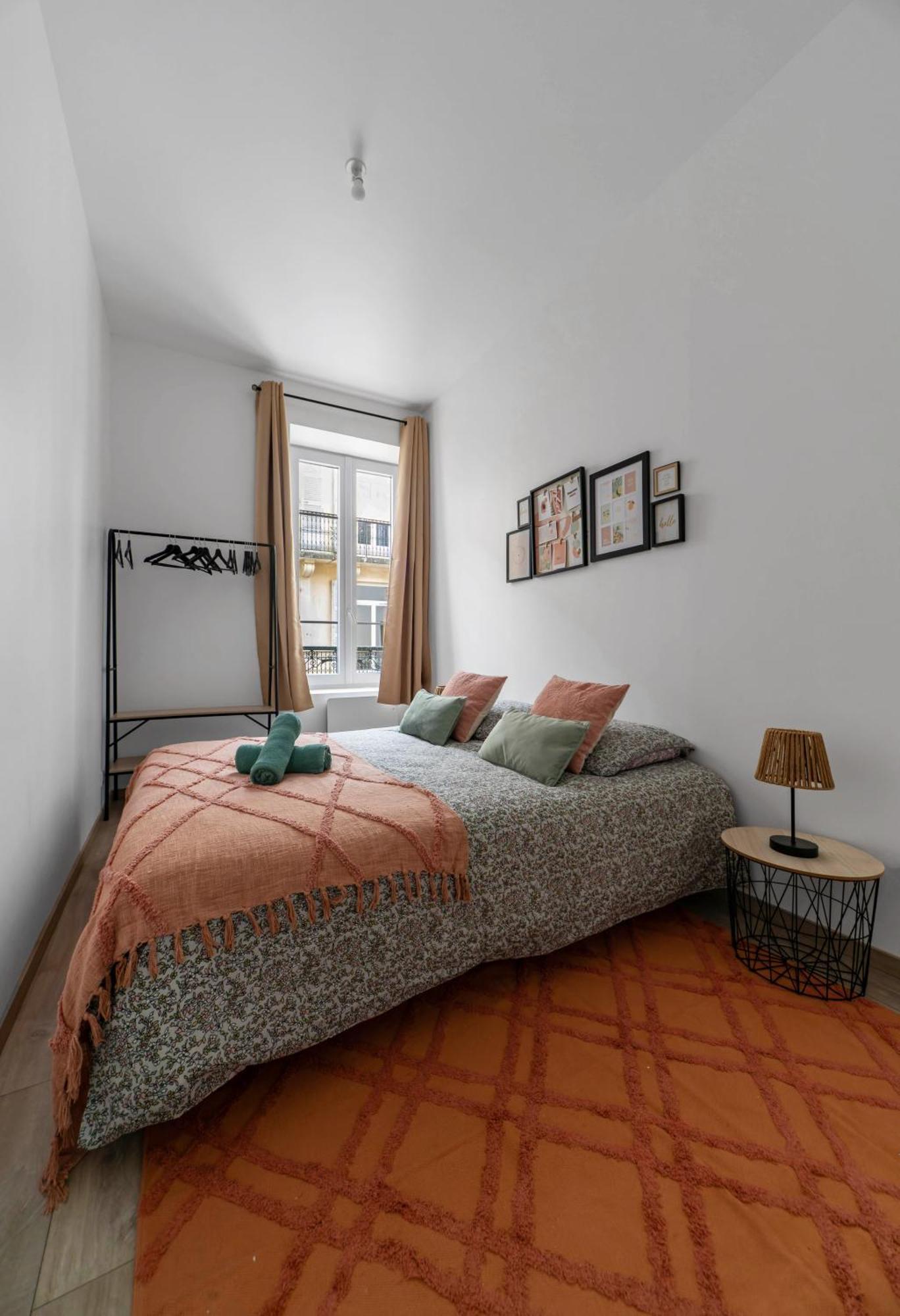 Le Ravy - Design, 2 Chambres, Centre Apartment Vichy