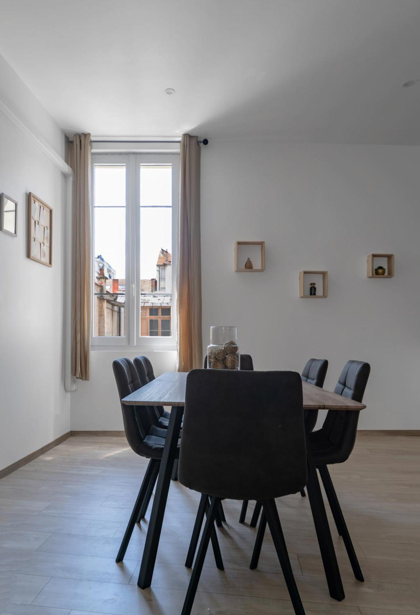 Le Ravy - Design, 2 Chambres, Centre * Vichy