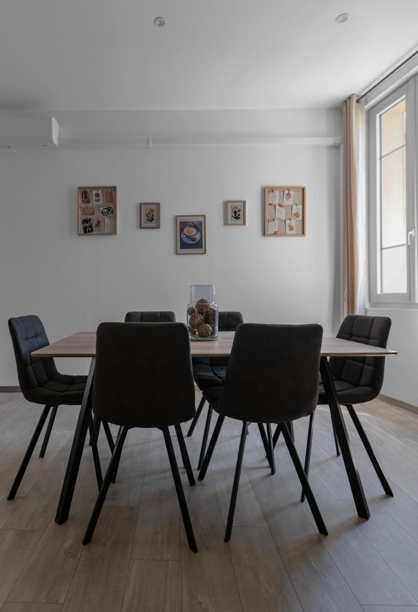 Le Ravy - Design, 2 Chambres, Centre Apartment